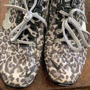 Nike Shoes - Nike cheetah print cross training shoe Nike Shoes - Nike cheetah print cross training shoe